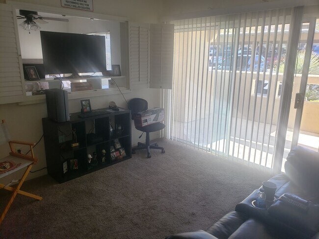 Building Photo - Awesome 1bed/1bath condo in La Posada!