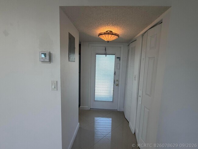 Foto del edificio - 7380 NW 18th St