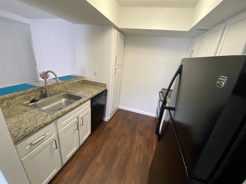 Foto principal - 12902 Brant Rock Dr