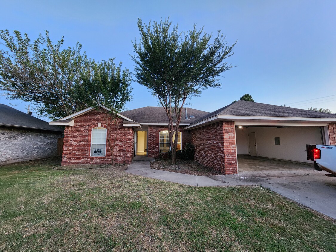 Primary Photo - 1036 NW 14th St