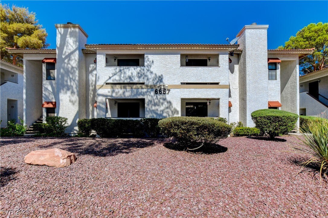 Primary Photo - 6657 W Tropicana Ave