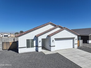 Building Photo - 11000 Cove Dr
