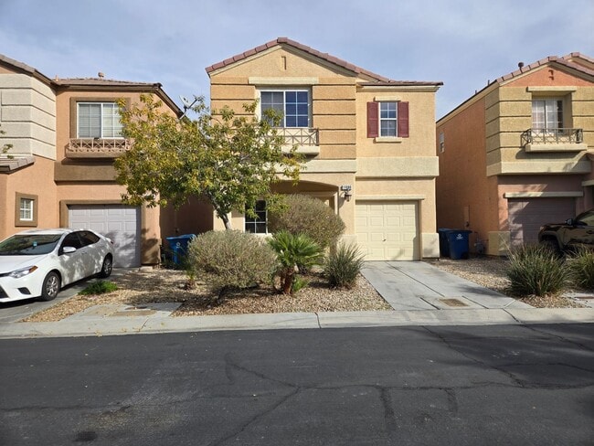 Building Photo - A Stunning 3 Bedroom Home in Henderson