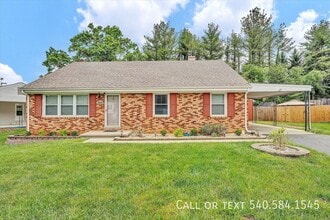 Building Photo - 3166 Galloway Dr