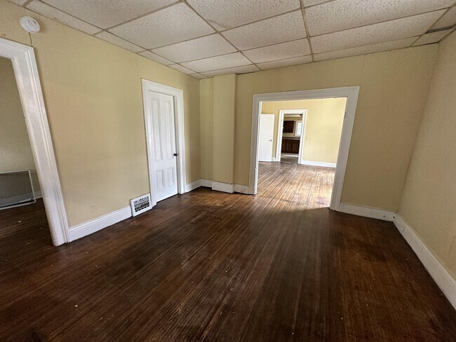 Building Photo - 56 Rauber St