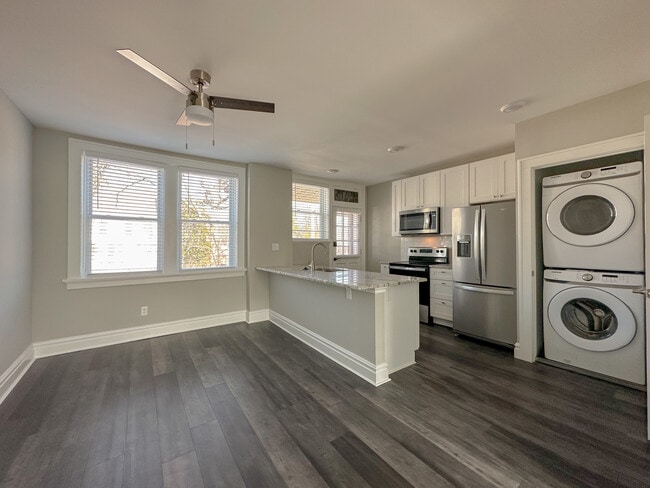 Kitchen/Dining - 7505 Pershing Ave