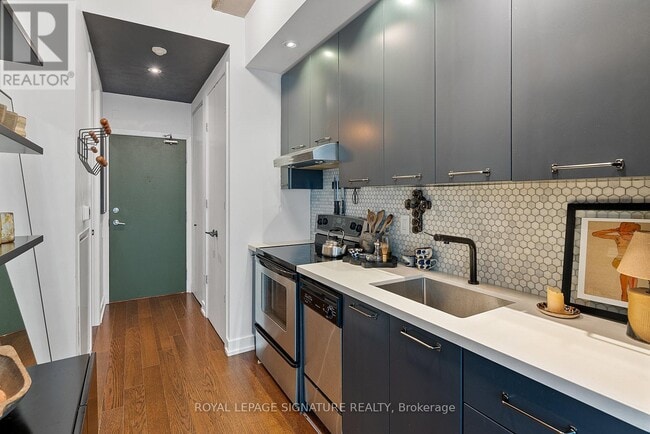 Photo du bâtiment - 20 Stewart St