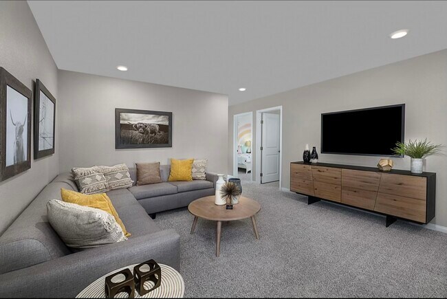 Building Photo - 8439 Vacarez Dr