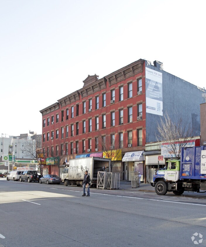 Foto del edificio - 2310 First Avenue