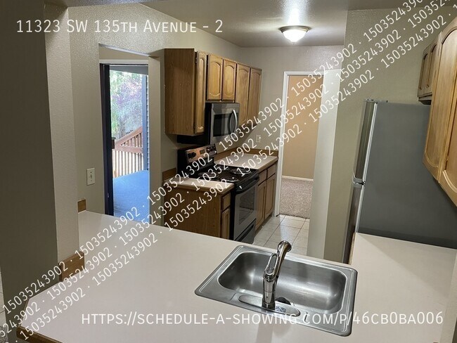 Building Photo - 11323 SW 135th Ave