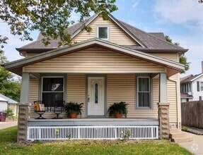 Building Photo - 310 W Marlin St