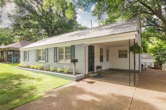 Building Photo - 5037 Dee Rd