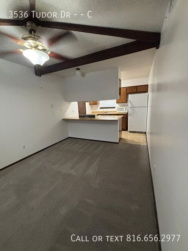 Building Photo - 3536 Tudor Dr