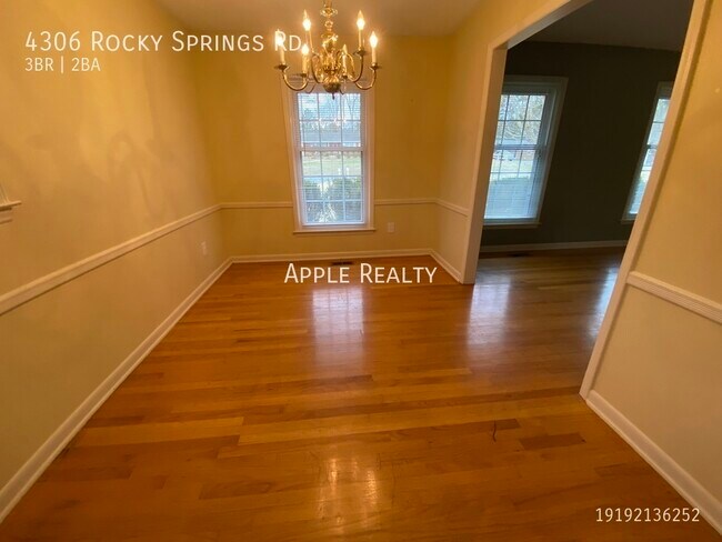 Foto del edificio - 4306 Rocky Springs Rd - Available Now