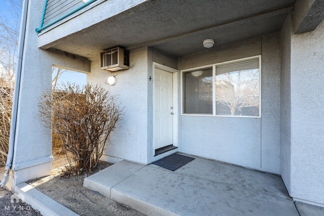 Building Photo - 954 Berrum Ln