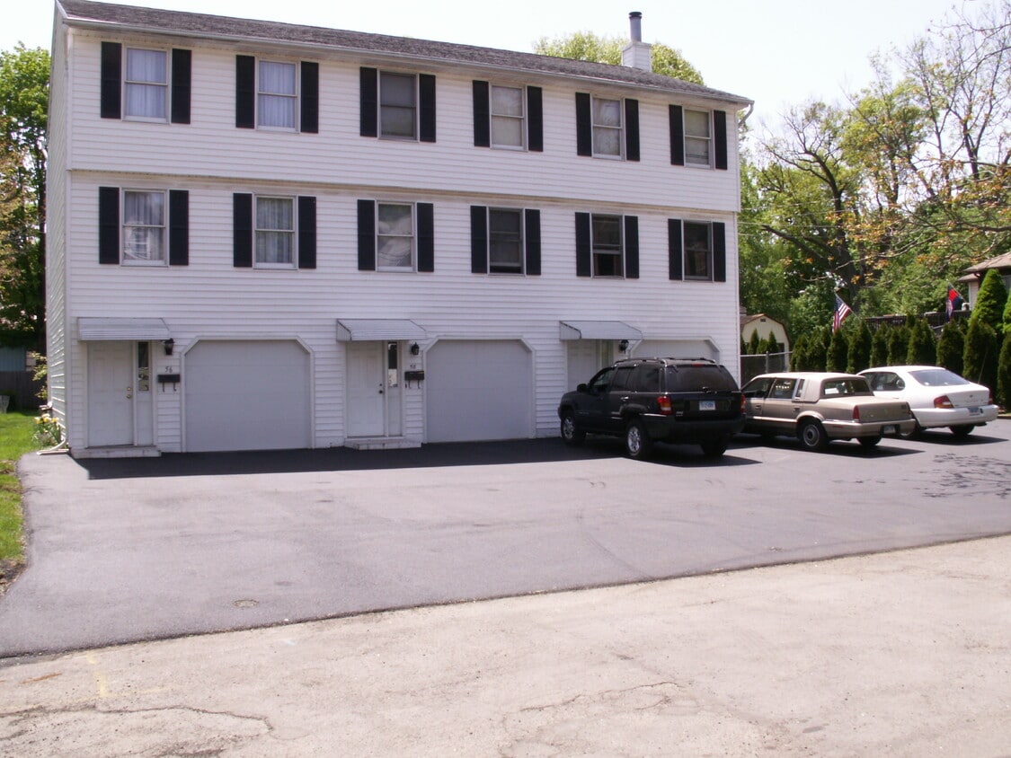 Photo - 60 Pine St (Meriden, CT)
