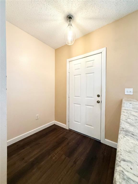 Building Photo - 8654 Hunters Key Cir