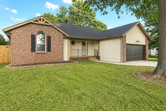 Building Photo - 2626 N Wildberry Ct