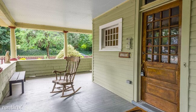 Foto del edificio - 3 br, 3 bath House - 3300 17th St NE