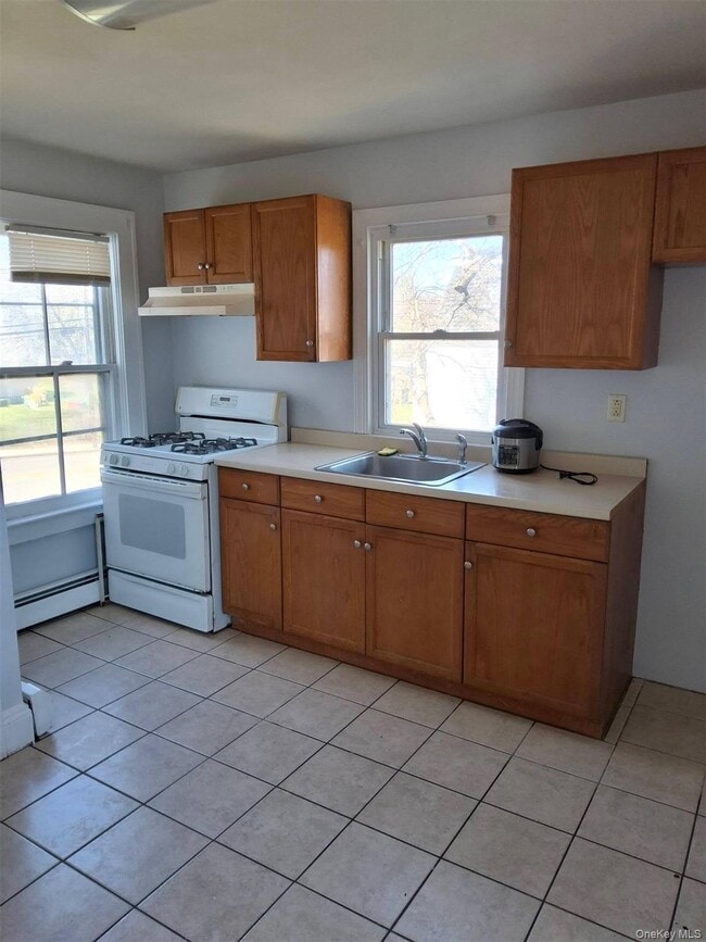 Building Photo - 34 Main St