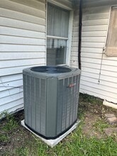 Building Photo - 8602 Glenlea St