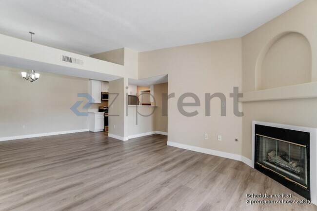 Foto del edificio - 950 Seven Hills Dr