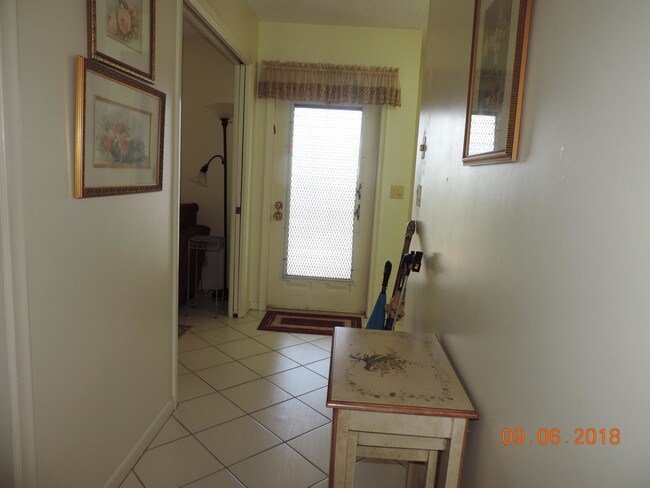 Foto del edificio - 5263  Privet Place B