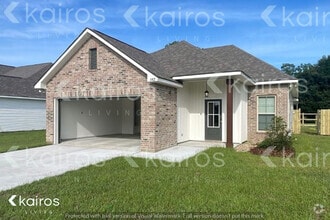 Building Photo - 102 Carencro St