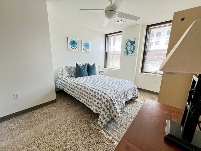 Foto del edificio - The Historic 10th St Residences