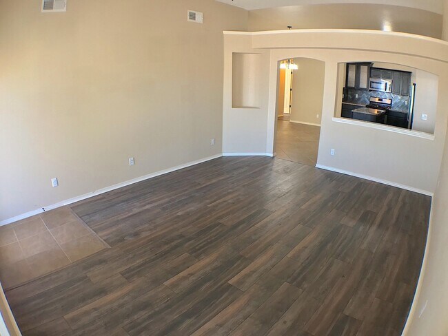 Building Photo - Northeast El Paso 4 Bed Refrig A/C