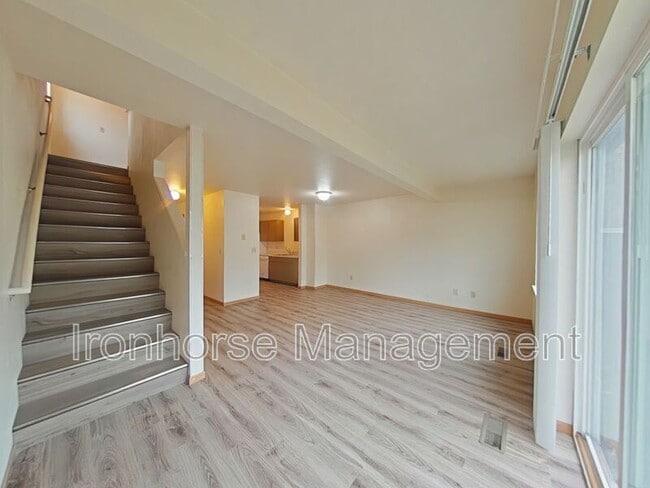 Foto del edificio - 2431 Wheeler Dr