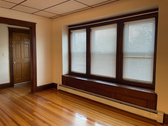 Unidad 2 - 29 Phillips Ave