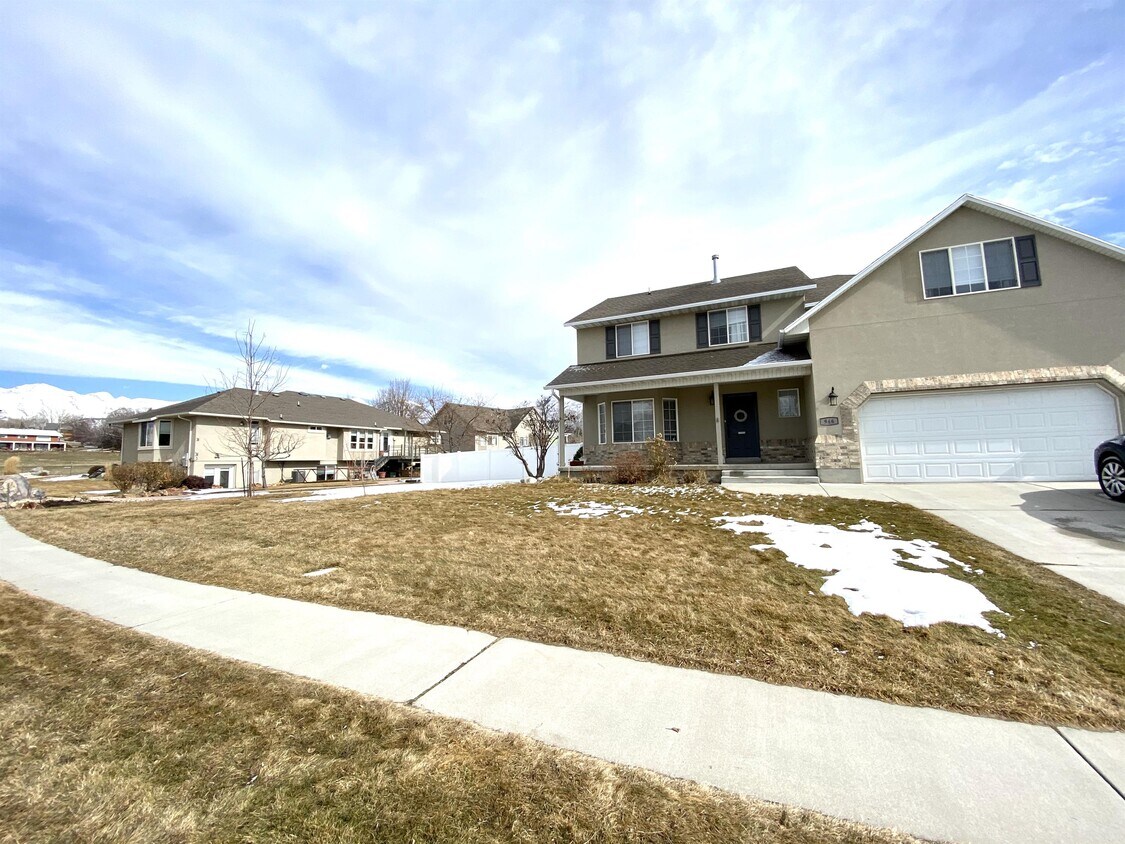 946 N 200 W St, American Fork, UT 84003 House Rental in American Fork, UT