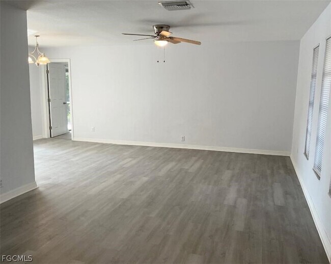 Foto del edificio - 5213 SW 2nd Pl