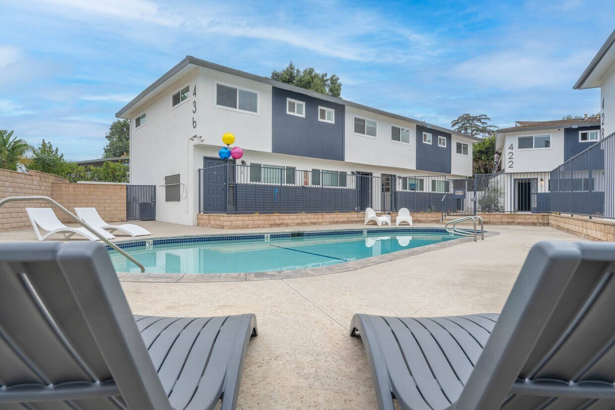 42236 Front Street Apartments in Covina, CA