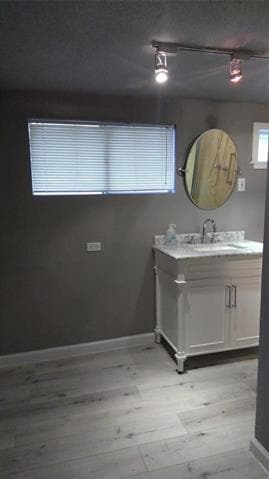 Building Photo - 7366 Meadowbrook Dr