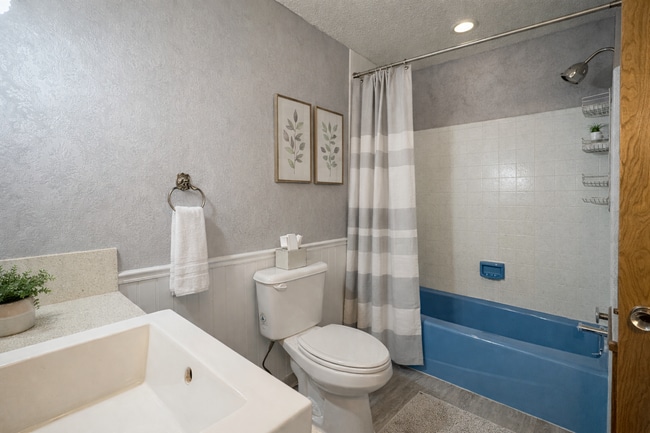 Foto del edificio - 2529 W Olympic Dr