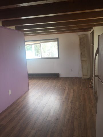 Right side - 303 N 1st St
