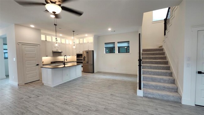 Building Photo - 18402 Vivacious Ln