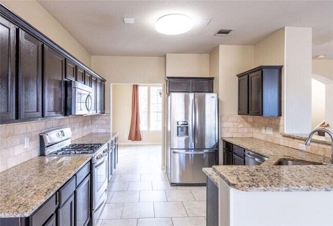 Foto del edificio - 13010 Partridge Bend Dr