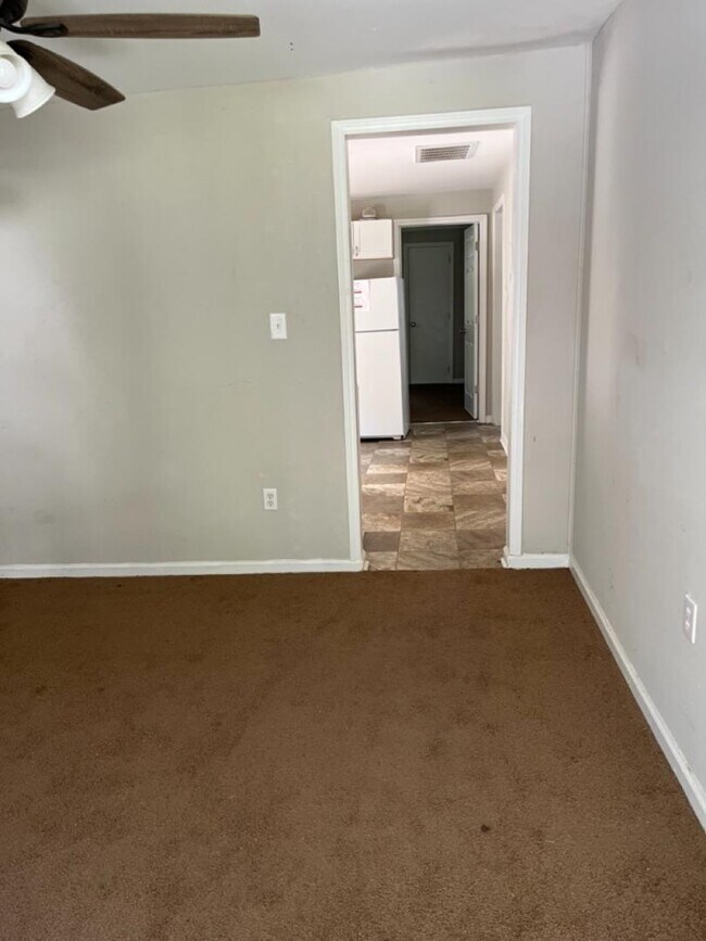 Foto del edificio - 1417 Essex Ave