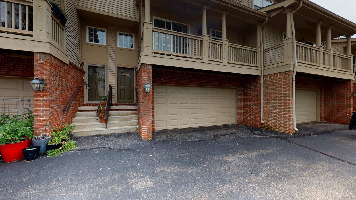 Foto principal - 2974 Barclay Way