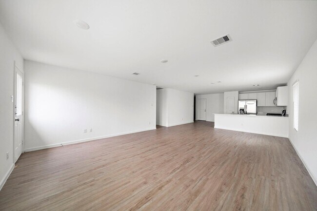 Foto del edificio - 27142 Breakaway Ln