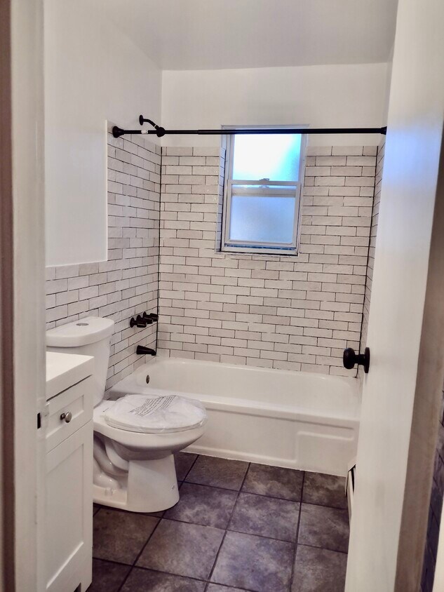 56 Willett Ave Unit 1A, South River, NJ 08882 Apartments in South