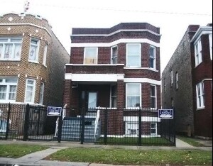 Primary Photo - 6235 S Troy St