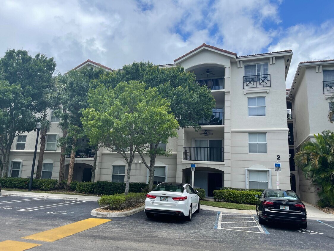 2212 Tuscany Way Unit 2212, Boynton Beach, FL 33435 Condo for Rent in