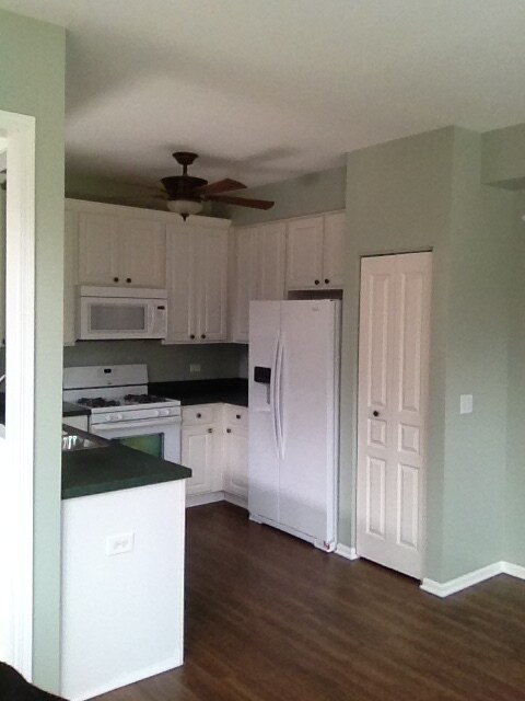 kitchen - 2707 Bay View Cir