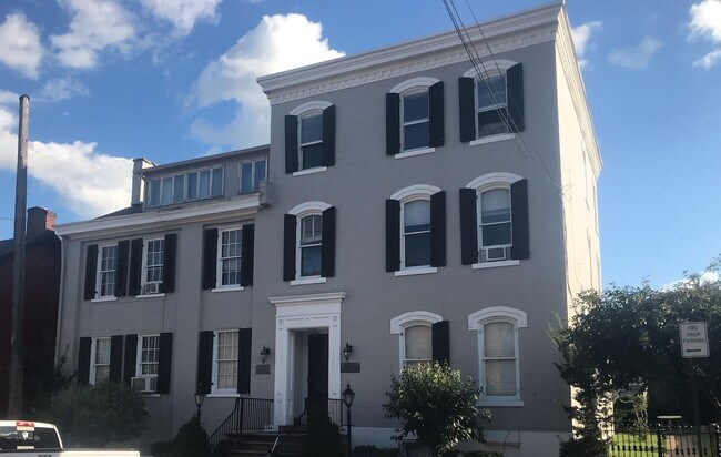 Building Photo - 33 W Fayette St Building Photo - 33 W Fayette St