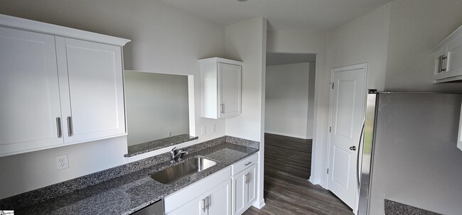 Building Photo - 794 Embark Cir