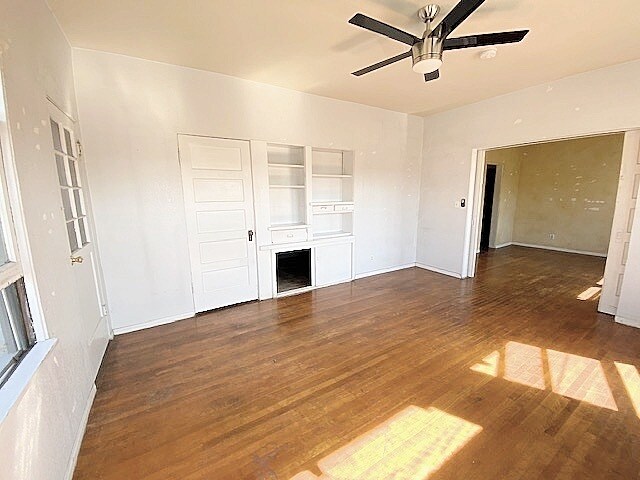 Building Photo - 4352 Willow Brook Ave